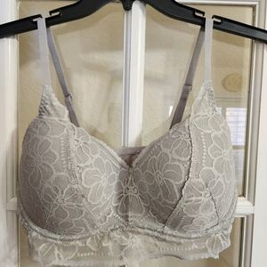 Victoria’s Secret PINK Lace Bralette Gray L DD Wireless Floral Logo